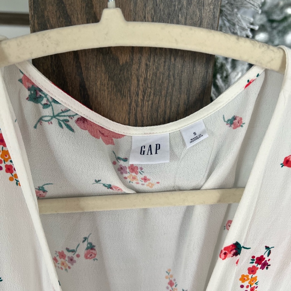 NWOT GAP RUFFLE FLORAL DRESS - Picture 4 of 8